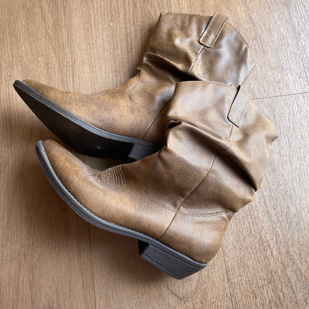 Brown Slouchy Women's Boots